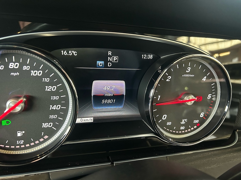 Mercedes-Benz E Class 2.0 E220d AMG Line Coupe 2dr Diesel G-Tronic+ Euro 6 (s/s) (194 ps) - U10989