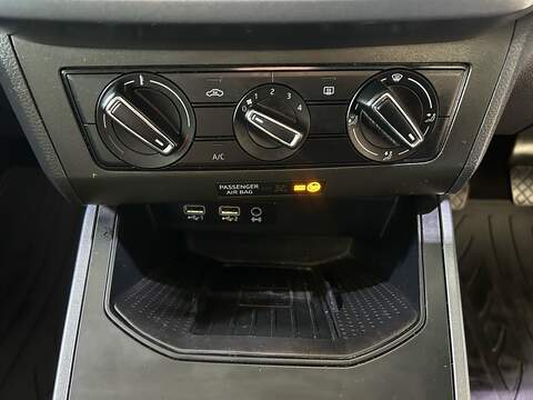 SEAT Arona 1.0 TSI SE Technology SUV 5dr Petrol Manual Euro 6 (s/s) (95 ps) - U10993