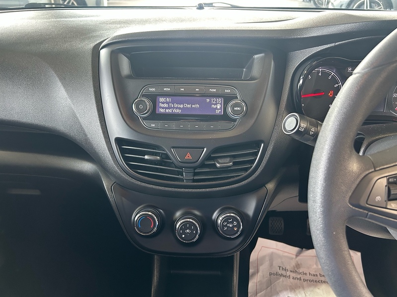 Vauxhall Viva 1.0i SE Hatchback 5dr Petrol Manual Euro 6 (73 ps) - U10994
