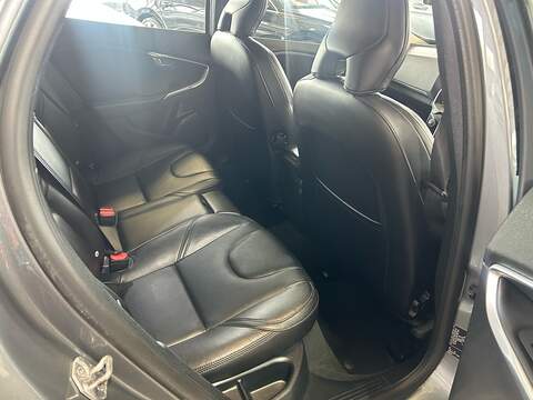 Volvo V40 2.0 T3 GPF Inscription Hatchback 5dr Petrol Manual Euro 6 (s/s) (152 ps) - U11005