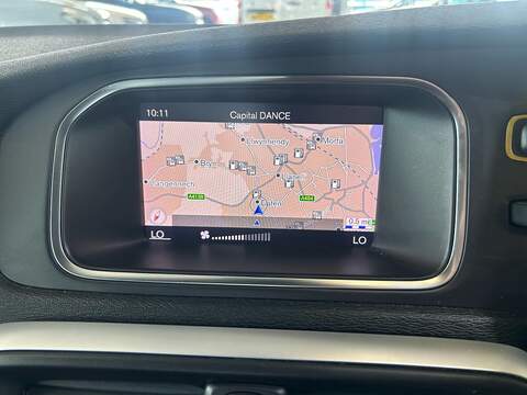 Volvo V40 2.0 T3 GPF Inscription Hatchback 5dr Petrol Manual Euro 6 (s/s) (152 ps) - U11005