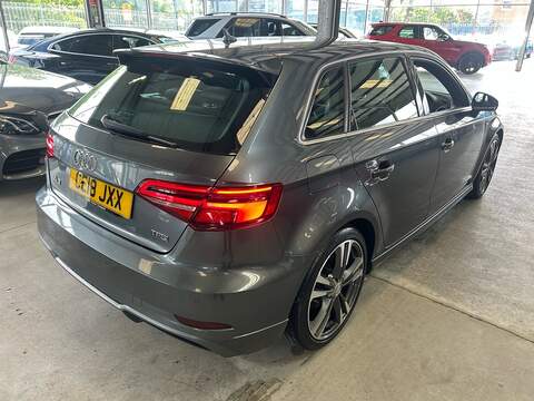 Audi A3 1.5 TFSI CoD S line Sportback 5dr Petrol S Tronic Euro 6 (s/s) (150 ps) - U11006