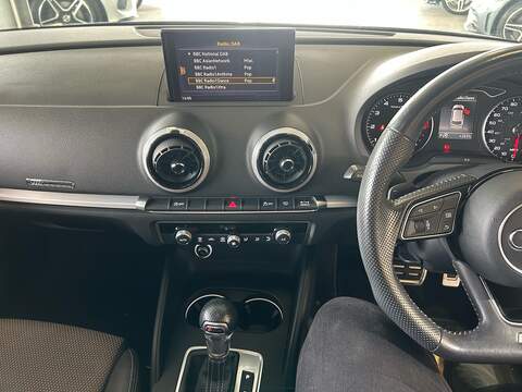 Audi A3 1.5 TFSI CoD S line Sportback 5dr Petrol S Tronic Euro 6 (s/s) (150 ps) - U11006