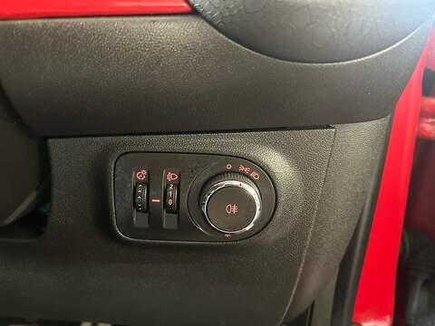 Vauxhall ADAM 1.2i ecoFLEX ENERGISED Hatchback 3dr Petrol Manual Euro 6 (s/s) (70 ps) - U11024