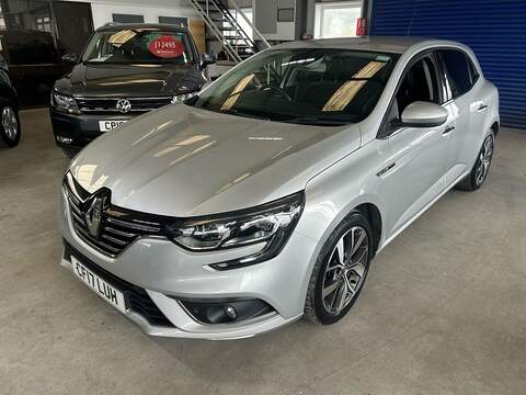 Renault Megane 1.2 TCe Dynamique S Nav Hatchback 5dr Petrol Manual Euro 6 (s/s) (130 ps) - U11025