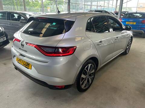 Renault Megane 1.2 TCe Dynamique S Nav Hatchback 5dr Petrol Manual Euro 6 (s/s) (130 ps) - U11025