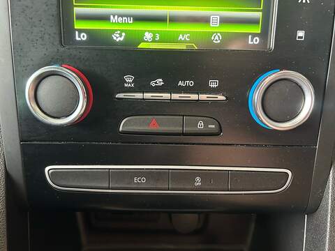 Renault Megane 1.2 TCe Dynamique S Nav Hatchback 5dr Petrol Manual Euro 6 (s/s) (130 ps) - U11025