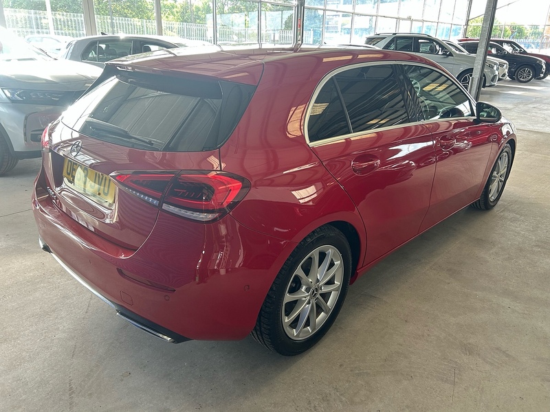 Mercedes-Benz A Class A180d Sport - U11034