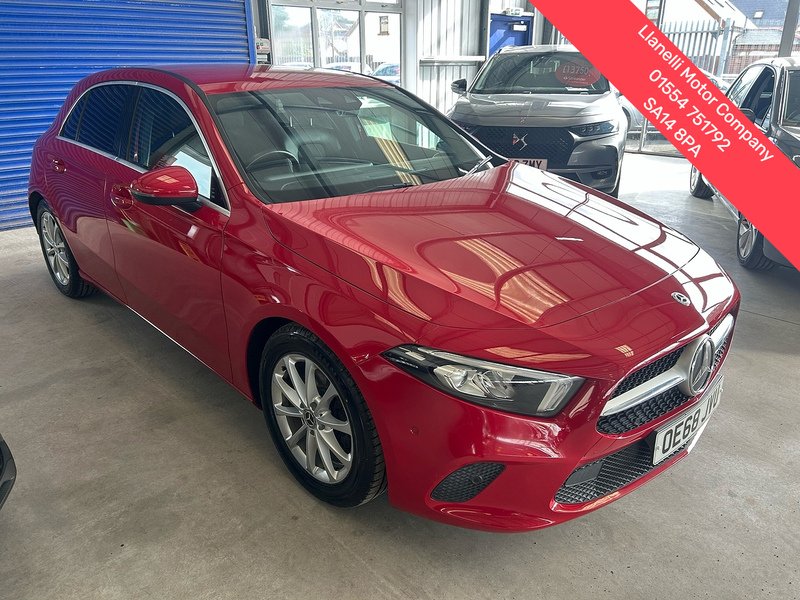 Mercedes-Benz A Class A180d Sport - U11034