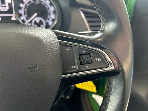Skoda Fabia 1.0 TSI Colour Edition Hatchback 5dr Petrol Manual Euro 6 (s/s) (95 ps) - U11039