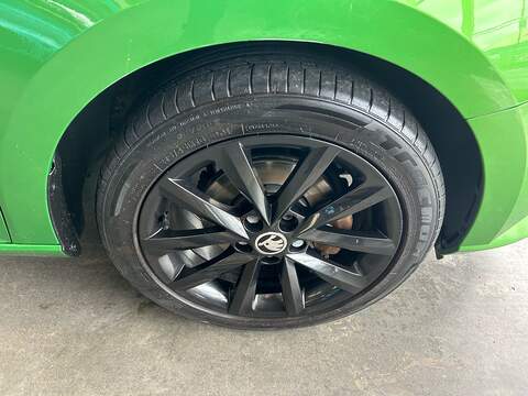 Skoda Fabia 1.0 TSI Colour Edition Hatchback 5dr Petrol Manual Euro 6 (s/s) (95 ps) - U11039