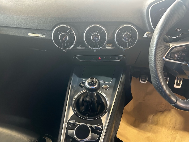 Audi TT TFSI S line - U11046