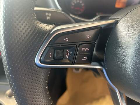 Audi TT TFSI S line - U11046