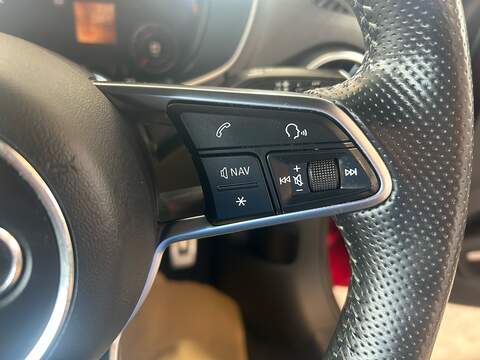 Audi TT TFSI S line - U11046