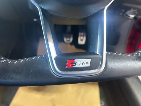 Audi TT TFSI S line - U11046