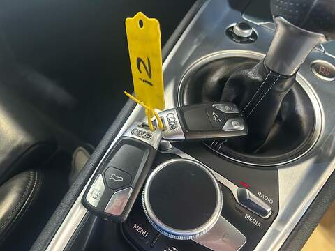 Audi TT TFSI S line - U11046