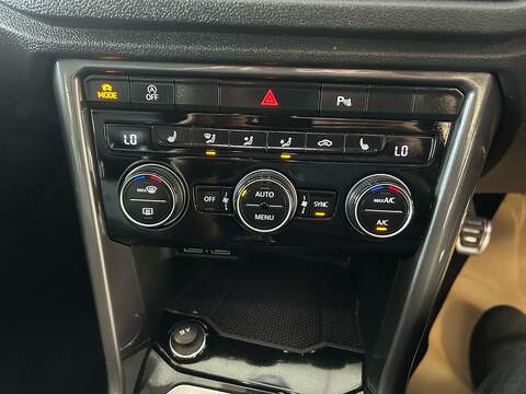 Volkswagen T-Roc TDI R-Line - U11047