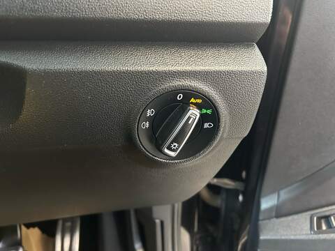 Volkswagen T-Roc TDI R-Line - U11047