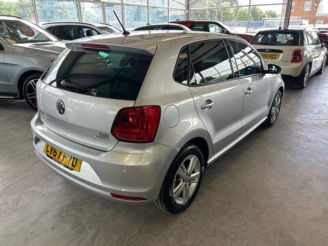 Volkswagen Polo TSI Match Edition - U11050