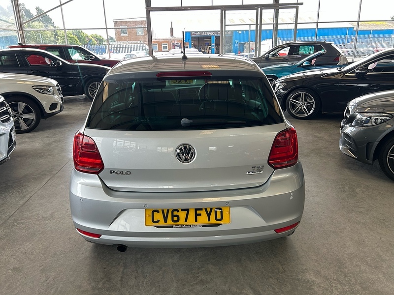 Volkswagen Polo TSI Match Edition - U11050