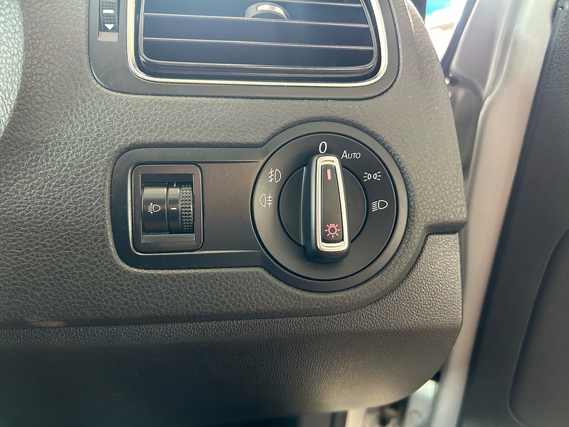 Volkswagen Polo TSI Match Edition - U11050