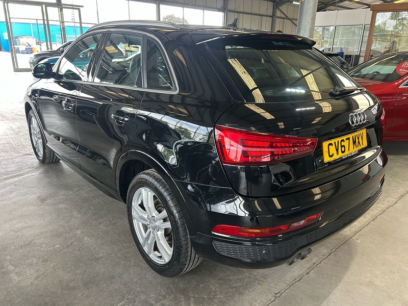 Audi Q3 TFSI CoD S line Edition - U11051