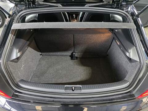 Volkswagen Scirocco TSI R-Line - U11054