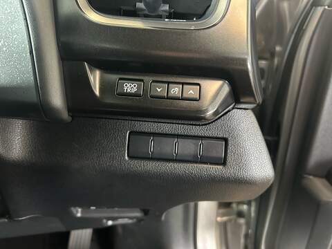 Lexus UX 250h - U11055