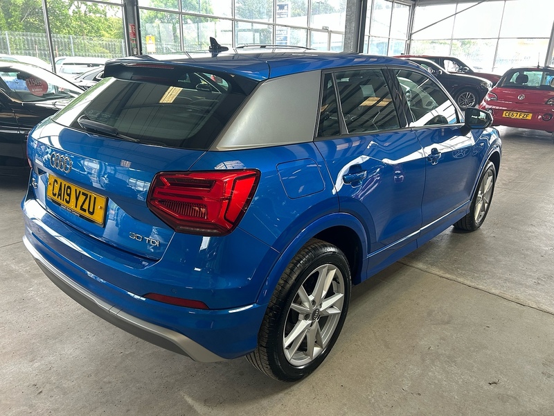 Audi Q2 TDI S line - U11056
