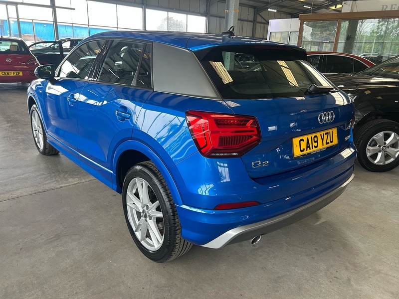 Audi Q2 TDI S line - U11056