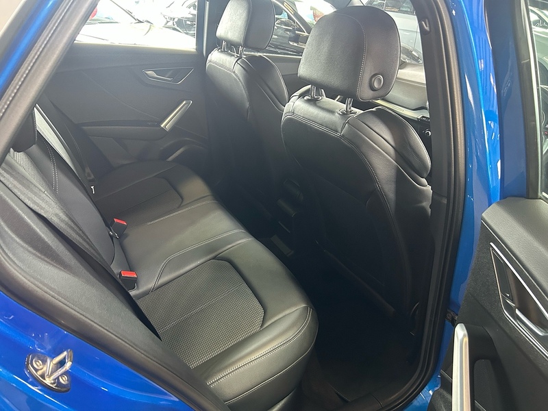 Audi Q2 TDI S line - U11056