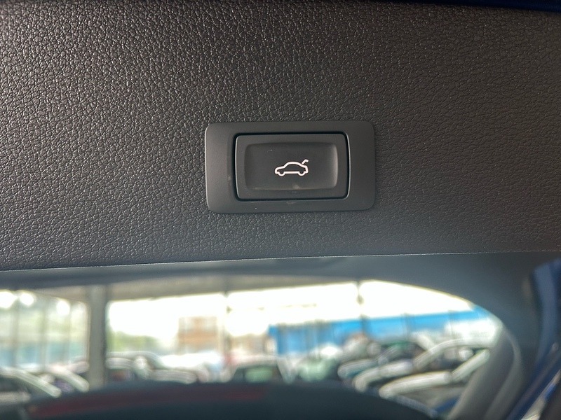 Audi Q2 TDI S line - U11056