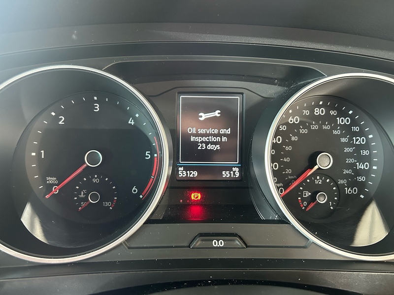 Volkswagen Tiguan TDI BlueMotion Tech SE Navigation - U11057