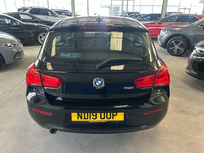 BMW 1 Series 118i Sport - U11059