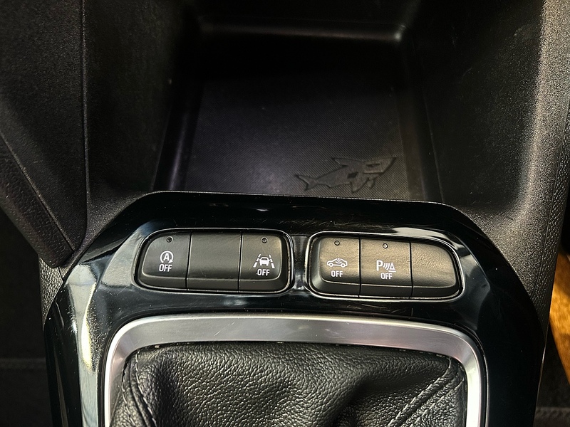 Vauxhall Corsa Turbo Elite Nav - U11060