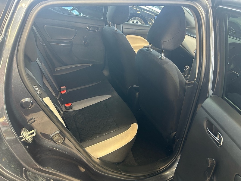 Nissan Micra dCi N-Connecta - U11062