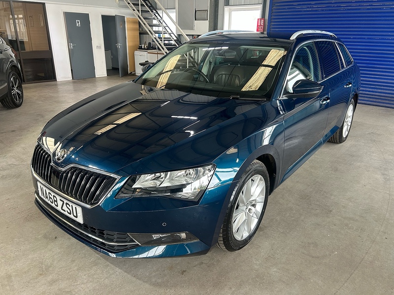 Skoda Superb TDI SE Technology - U11068