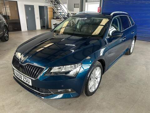 Skoda Superb TDI SE Technology - U11068