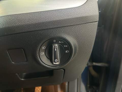 Skoda Superb TDI SE Technology - U11068