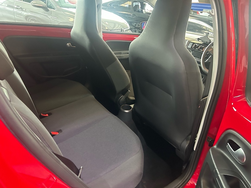 Volkswagen up! Move up! Tech Edition - U11069