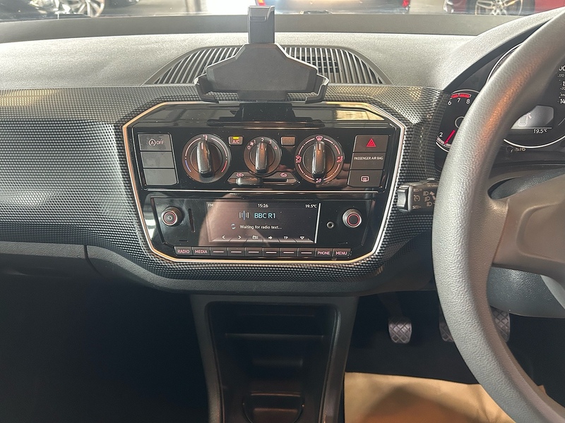Volkswagen up! Move up! Tech Edition - U11069