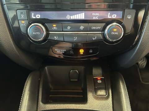 Nissan Qashqai DIG-T N-Motion - U11070