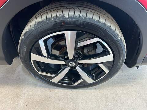 Nissan Qashqai DIG-T N-Motion - U11070