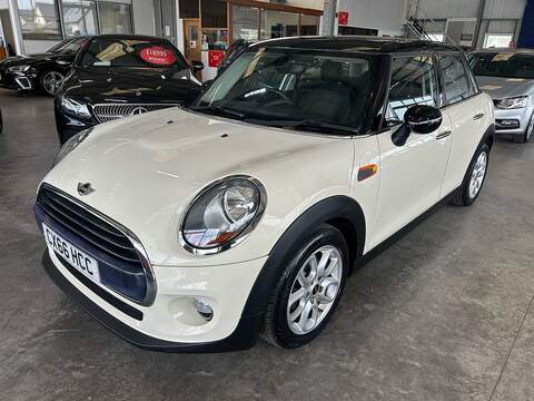 MINI Hatch Cooper - U11072