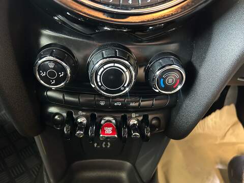 MINI Hatch Cooper - U11072