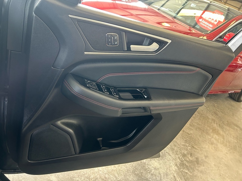 Ford S-Max EcoBlue ST-Line - U11086