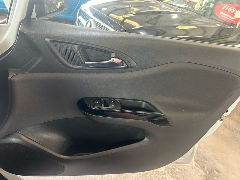 Vauxhall Corsa i Griffin - U11089