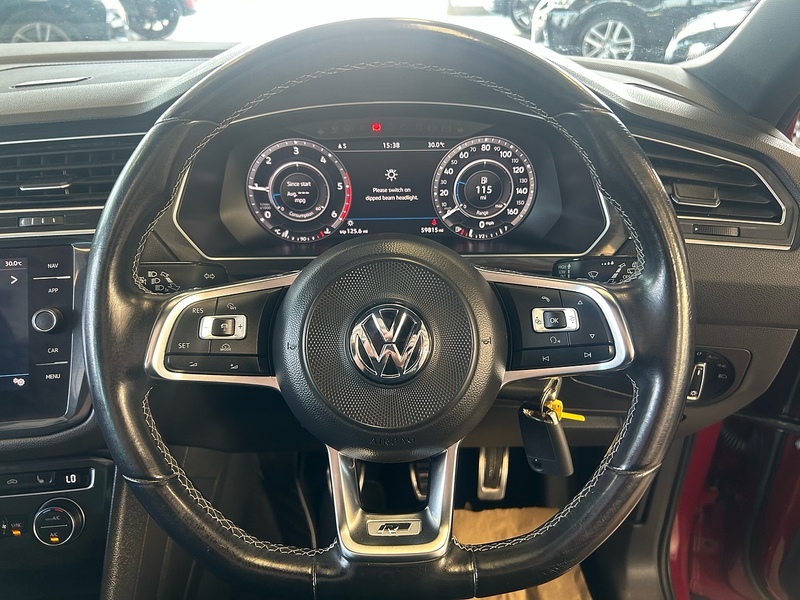 Volkswagen Tiguan TDI R-Line - U11090