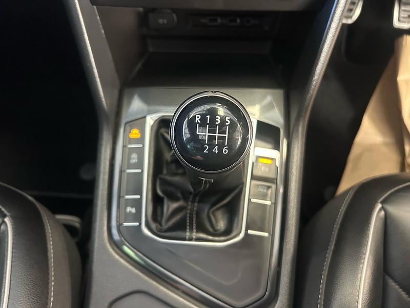 Volkswagen Tiguan TDI R-Line - U11090