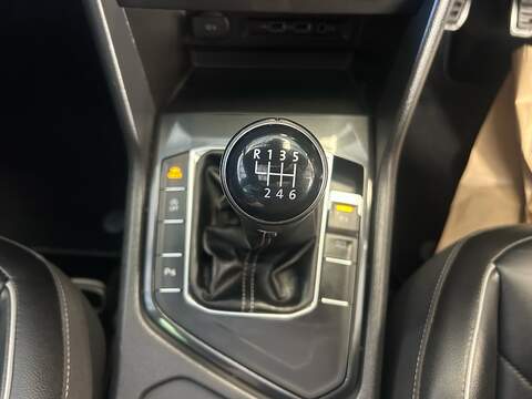 Volkswagen Tiguan TDI R-Line - U11090